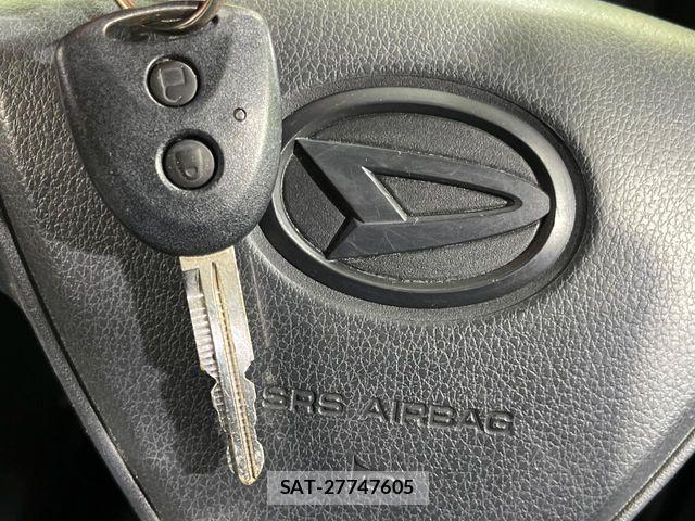 Daihatsu MIRA ES 2017-07 8336843-4