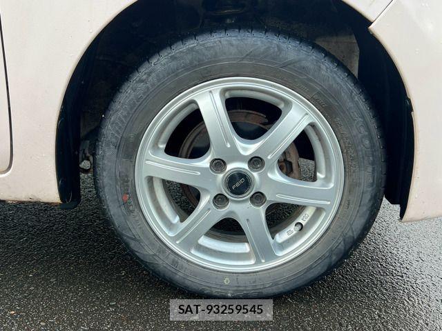 Daihatsu MIRA ES 2011-09 8880878-9