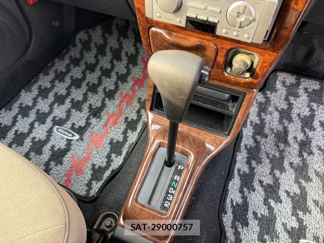 Daihatsu MIRA 2002-07 5872571-17