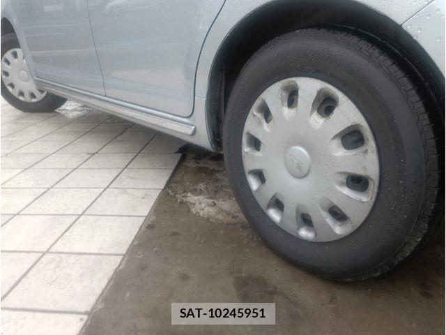 Daihatsu MIRA 2005-04 5872585-3