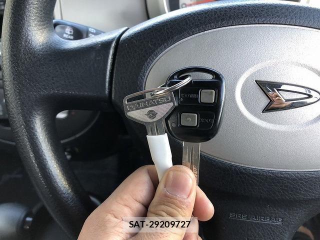 Daihatsu MIRA 2005-04 6613376-16