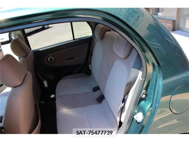 Daihatsu MIRA 2005-05 6752439-28