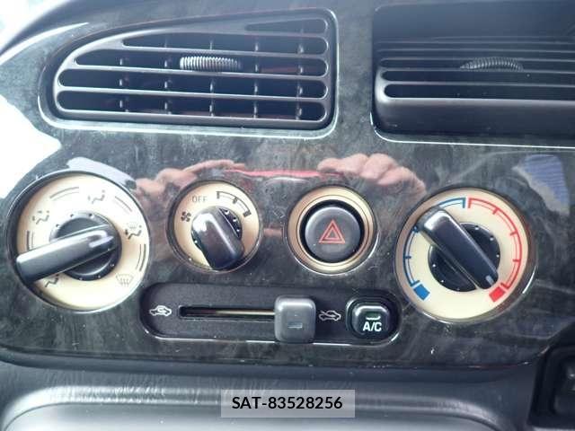 Daihatsu MIRA 2003-06 6791252-17