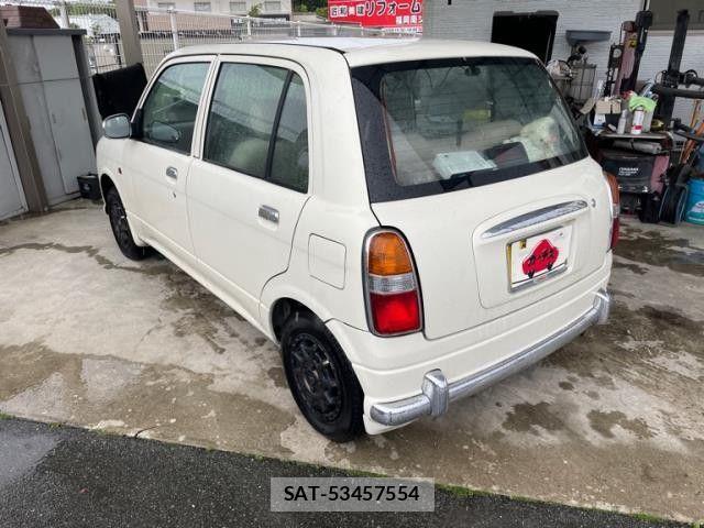 Daihatsu MIRA 2000-01 7221990-2