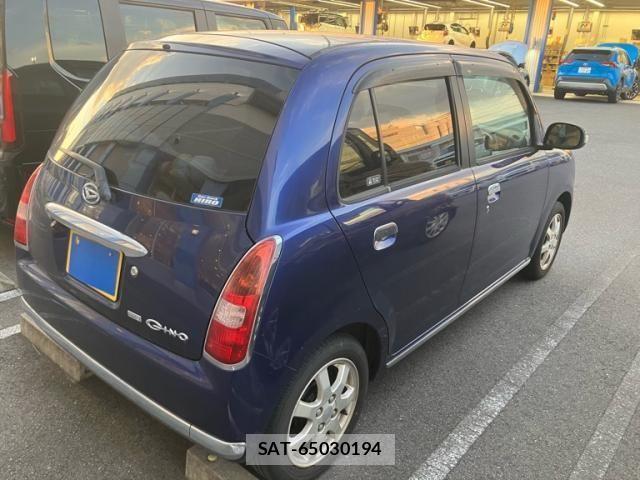 Daihatsu MIRA 2006-05 8245961-2