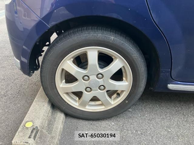 Daihatsu MIRA 2006-05 8245961-6