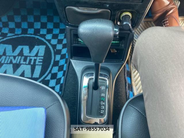 Daihatsu MIRA 2004-06 8315545-11