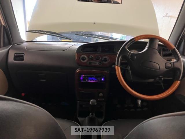Daihatsu MIRA 2002-04 8315544-16
