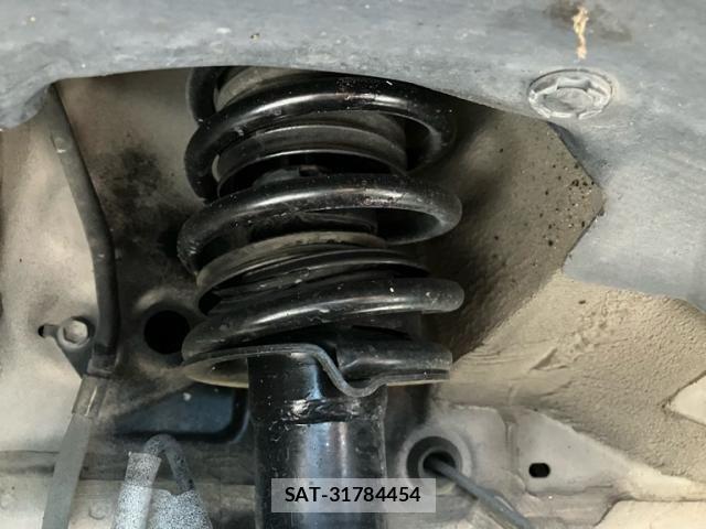 Daihatsu MIRA 2006-10 8336849-11