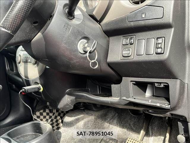 Daihatsu MIRA 2006-05 8660347-18