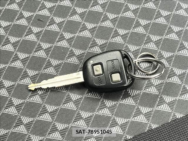 Daihatsu MIRA 2006-05 8660347-19