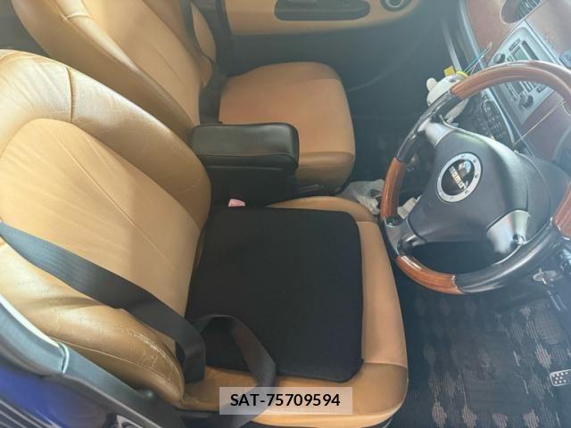 Daihatsu MIRA 2006-03 8660348-12