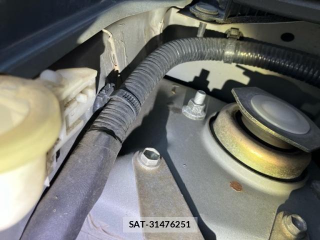 Daihatsu MIRA 2005-06 8660350-22