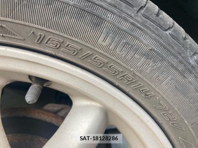 Daihatsu MIRA 2003-09 8849928-9