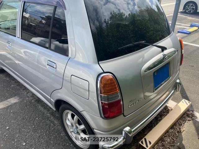 Daihatsu MIRA 2003-01 8883960-1