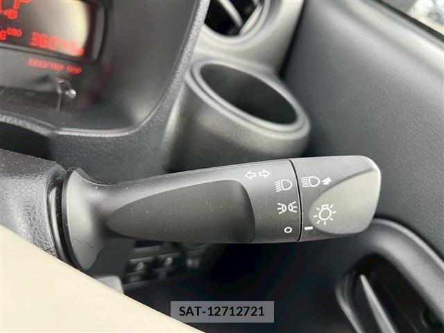 Daihatsu MIRA 2020-04 988748-26