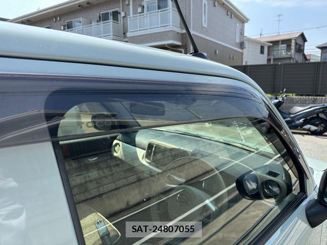 Daihatsu MIRA 2022-07 8208805-27