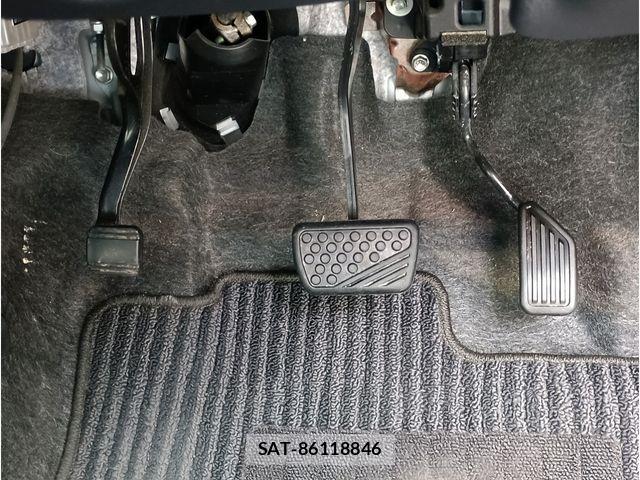 Daihatsu MIRA 2018-08 8413700-9