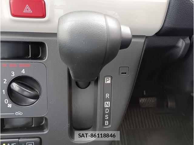 Daihatsu MIRA 2018-08 8413700-6