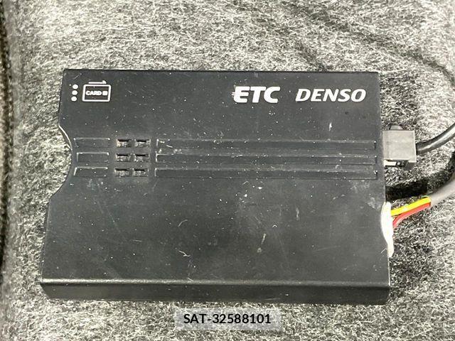 Daihatsu MIRA 2018-07 8796730-6