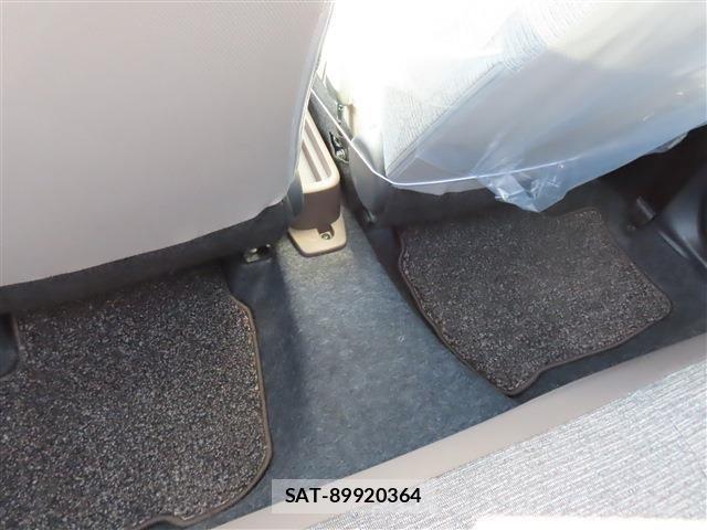 Daihatsu MIRA 2023-09 4371850-9