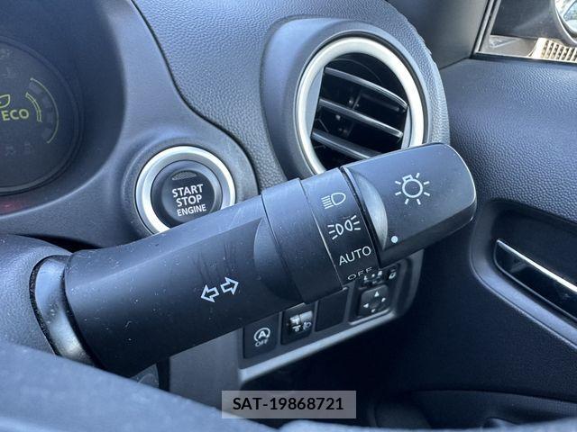 Mitsubishi MIRAGE 2012-10 1258035-16