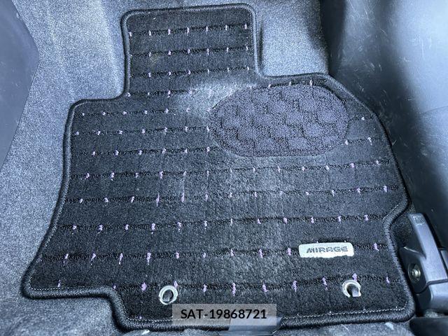 Mitsubishi MIRAGE 2012-10 1258035-20