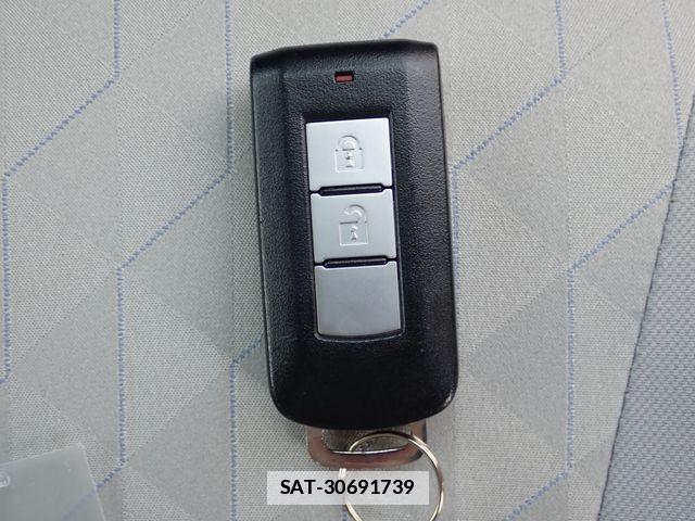 Mitsubishi MIRAGE 2020-07 1272354-12