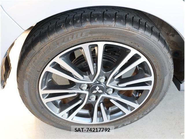 Mitsubishi MIRAGE 2019-04 1473601-7
