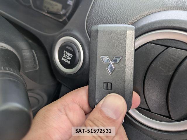 Mitsubishi MIRAGE 2019-04 7222027-11