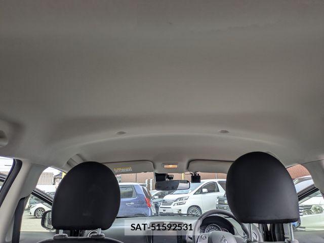 Mitsubishi MIRAGE 2019-04 7222027-4