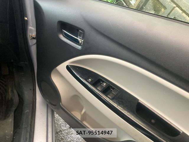 Mitsubishi MIRAGE 2017-08 7725926-11