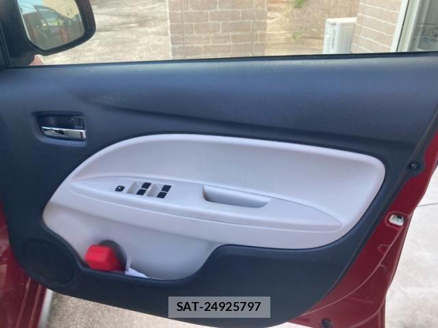 Mitsubishi MIRAGE 2012-10 8336851-10