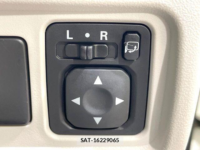 Mitsubishi MIRAGE 2013-04 8371884-4