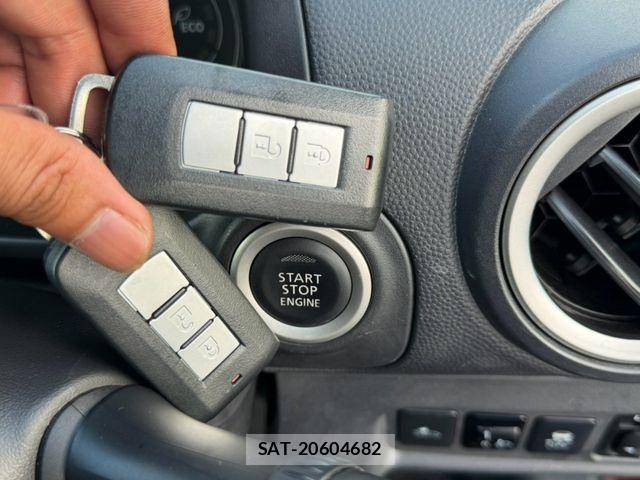 Mitsubishi MIRAGE 2017-01 8562748-11