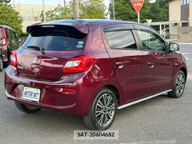 Mitsubishi MIRAGE 2017-01 8562748-1