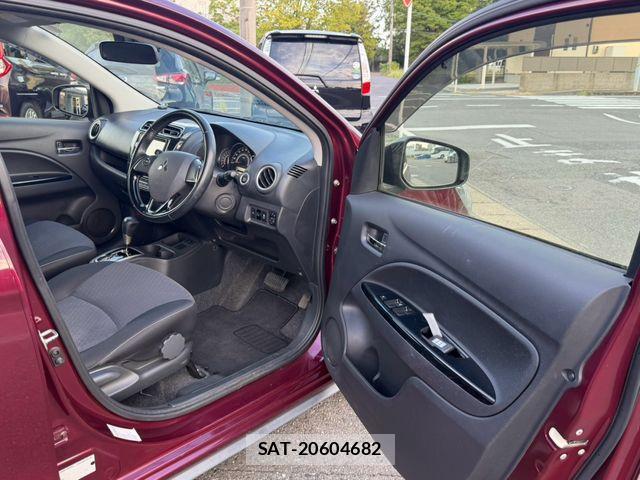 Mitsubishi MIRAGE 2017-01 8562748-28