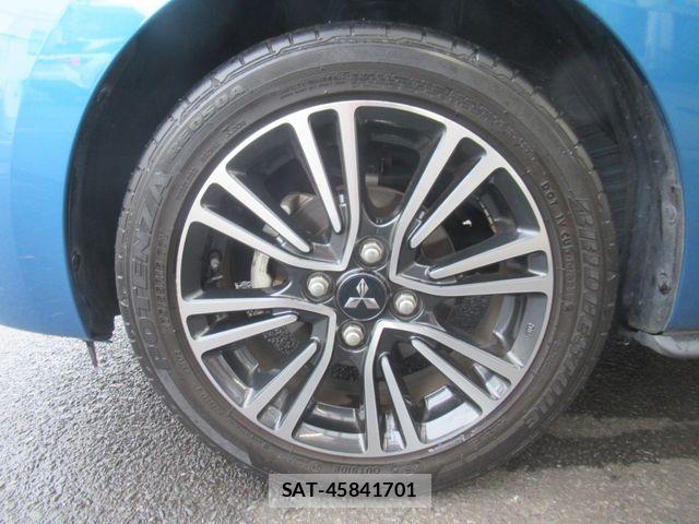Mitsubishi MIRAGE 2018-02 8666552-12