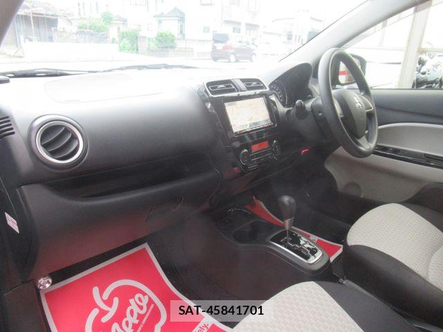 Mitsubishi MIRAGE 2018-02 8666552-5