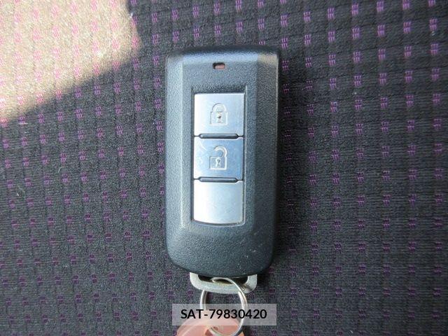 Mitsubishi MIRAGE 2012-08 8744201-20