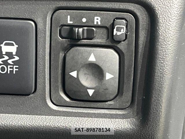 Mitsubishi MIRAGE 2014-11 8781104-7