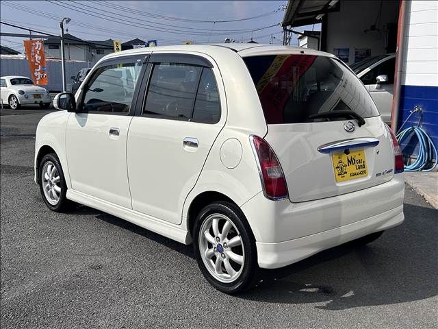 Daihatsu MIRAGINO 2006-02 1546924-1