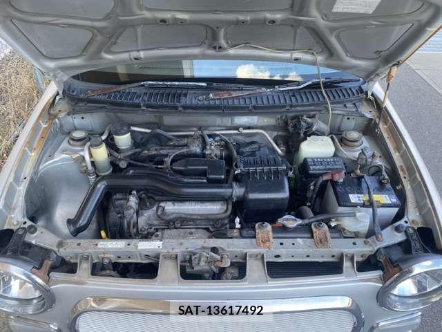 Daihatsu MIRAGINO 2000-01 2100164-8