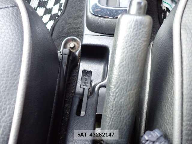 Daihatsu MIRAGINO 2004-02 3379936-16