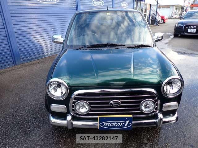 Daihatsu MIRAGINO 2004-02 3379936-1