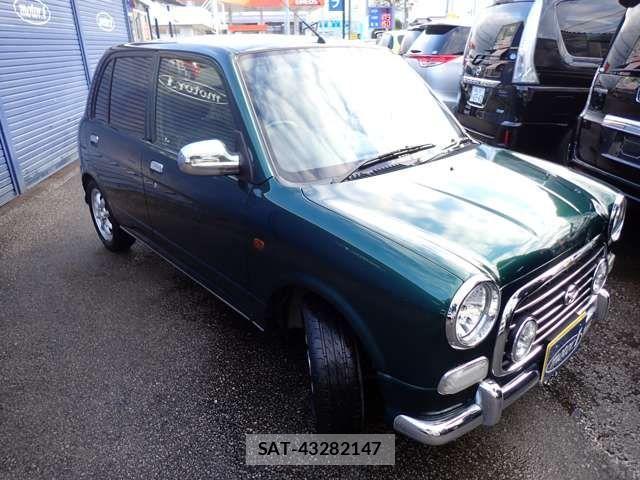 Daihatsu MIRAGINO 2004-02 3379936-2