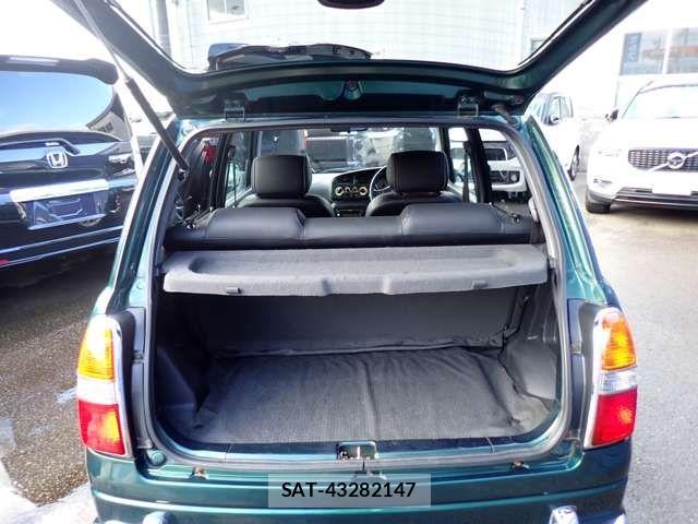 Daihatsu MIRAGINO 2004-02 3379936-5