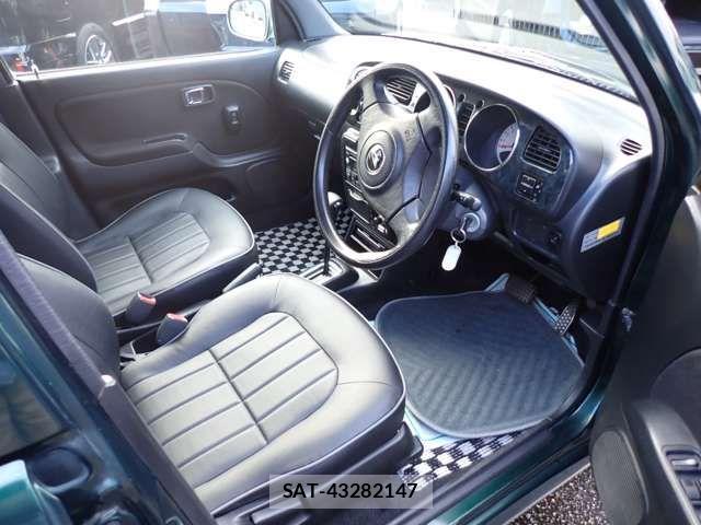 Daihatsu MIRAGINO 2004-02 3379936-6