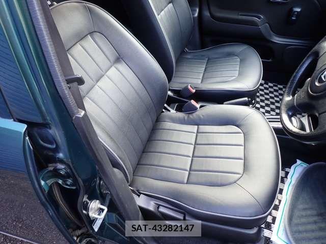 Daihatsu MIRAGINO 2004-02 3379936-8