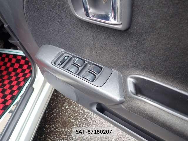 Daihatsu MIRAGINO 2002-01 3379930-11
